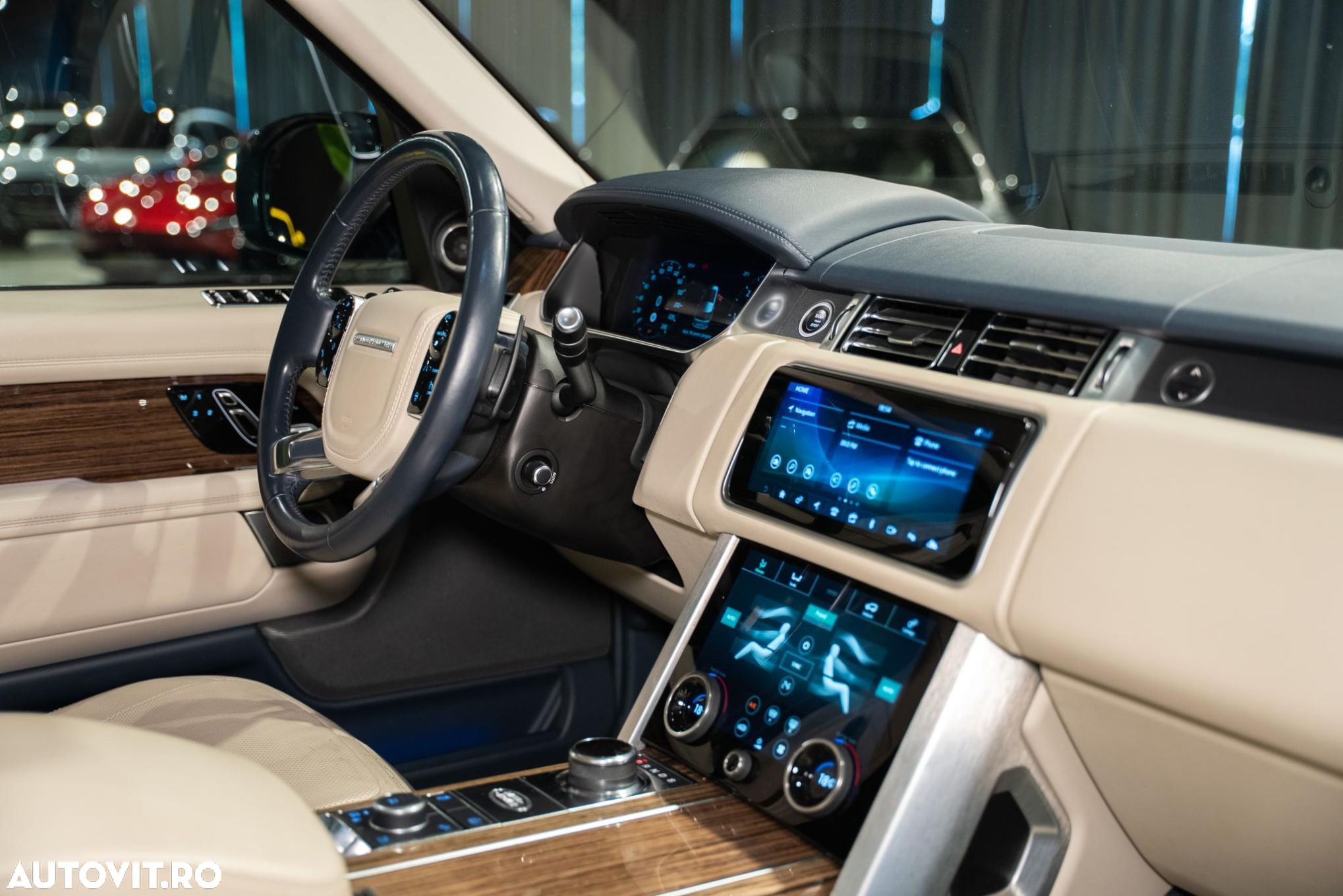 Land Rover Range Rover - 24