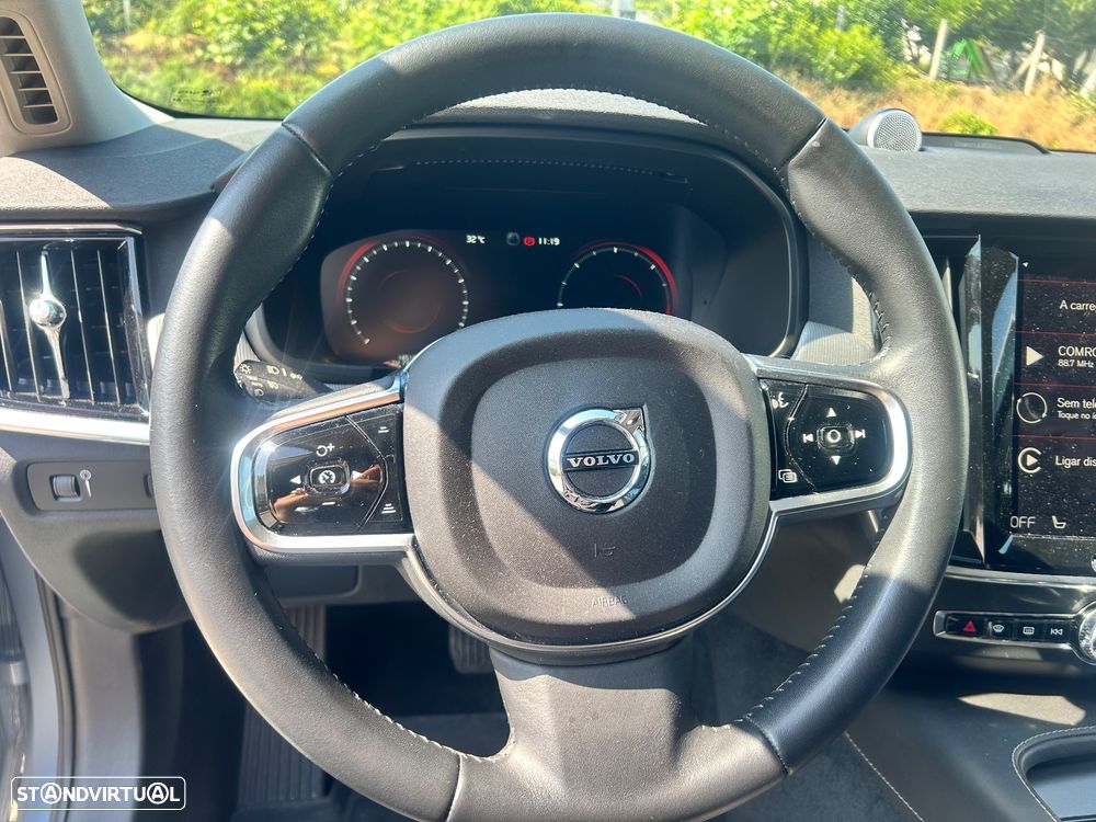 Volvo S90 2.0 D4 Inscription Geartronic - 4