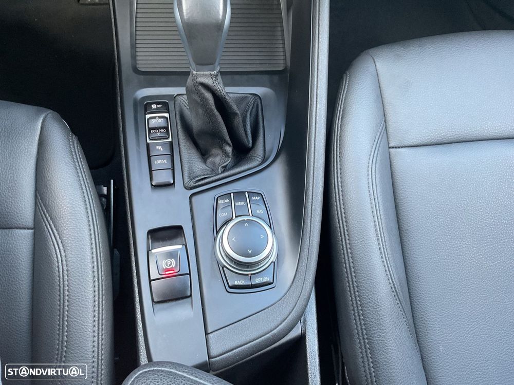 BMW X1 25 e xDrive - 32