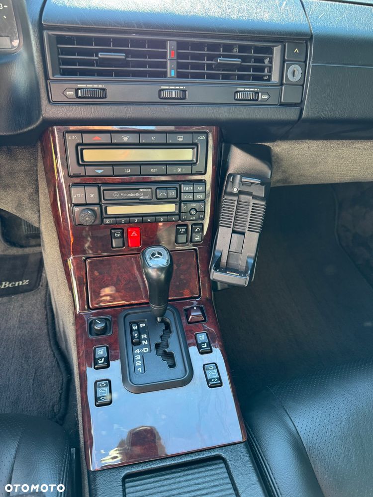 Mercedes-Benz SL - 21