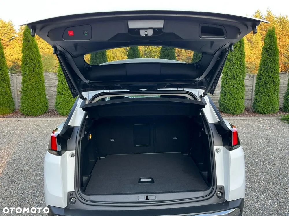 Peugeot 3008 1.2 PureTech Allure S&S - 8