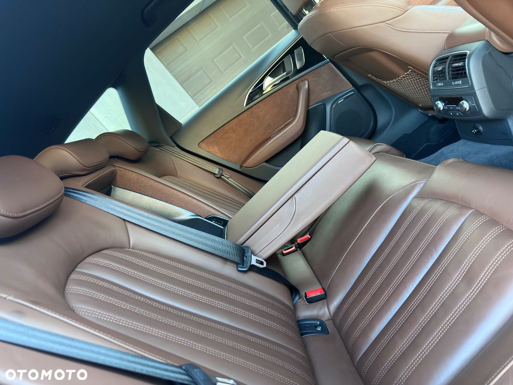 Audi A6 Avant 2.0 TDI quattro S tronic - 18