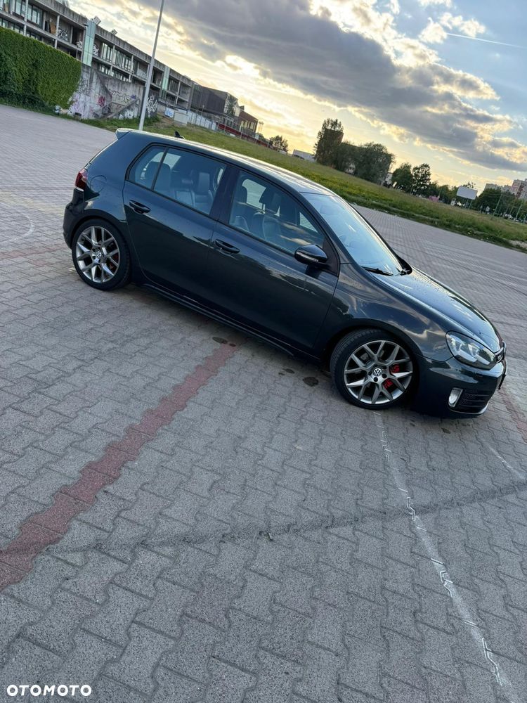 Volkswagen Golf 2.0 TSI GTI DSG - 5