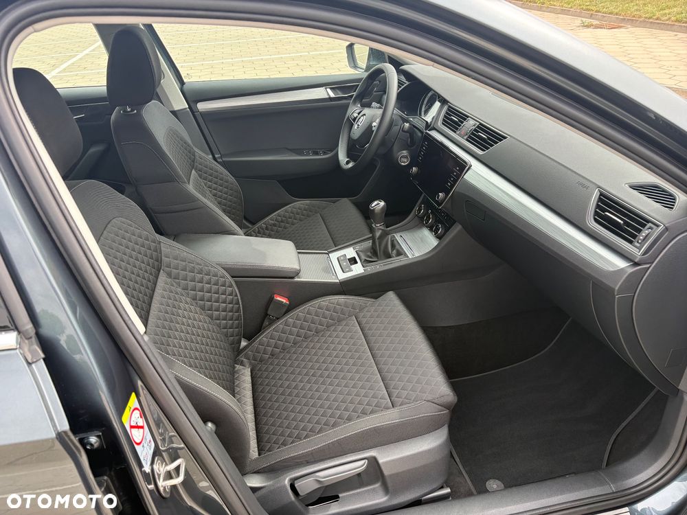 Skoda Superb 1.5 TSI Ambition - 13