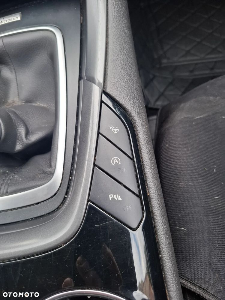 Ford Mondeo 2.0 TDCi Titanium PowerShift - 3