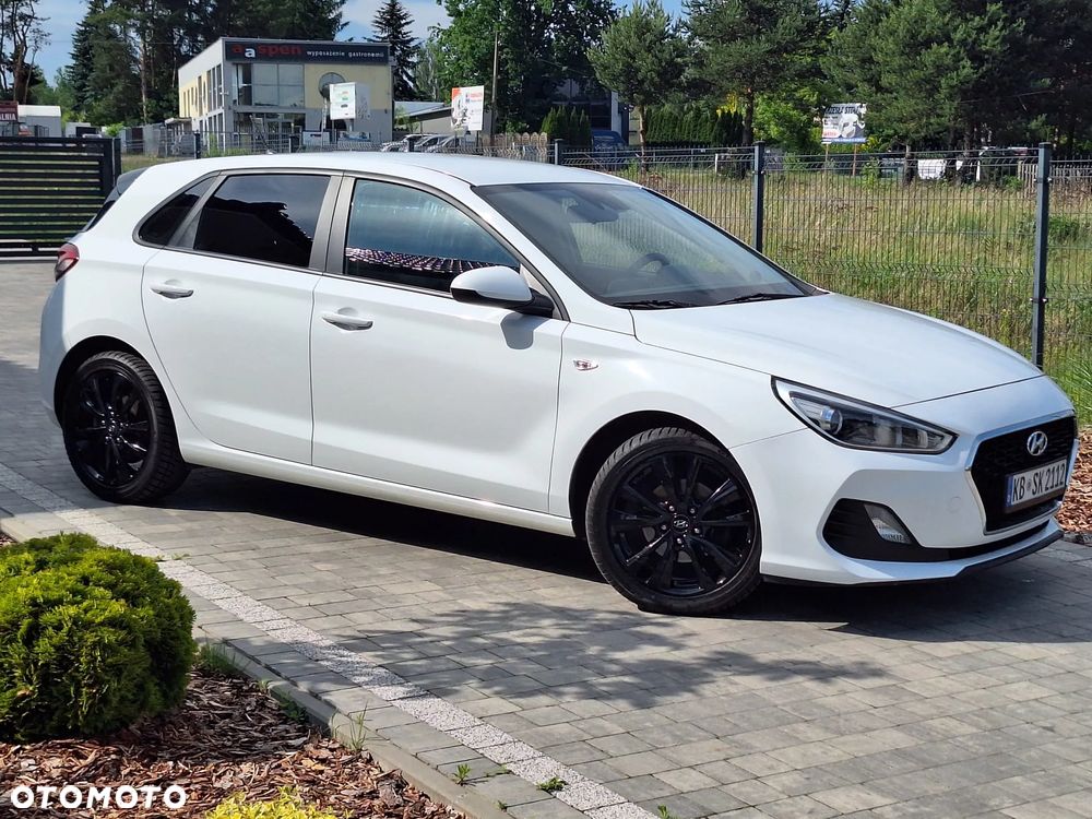 Hyundai i30 1.4 Select - 12