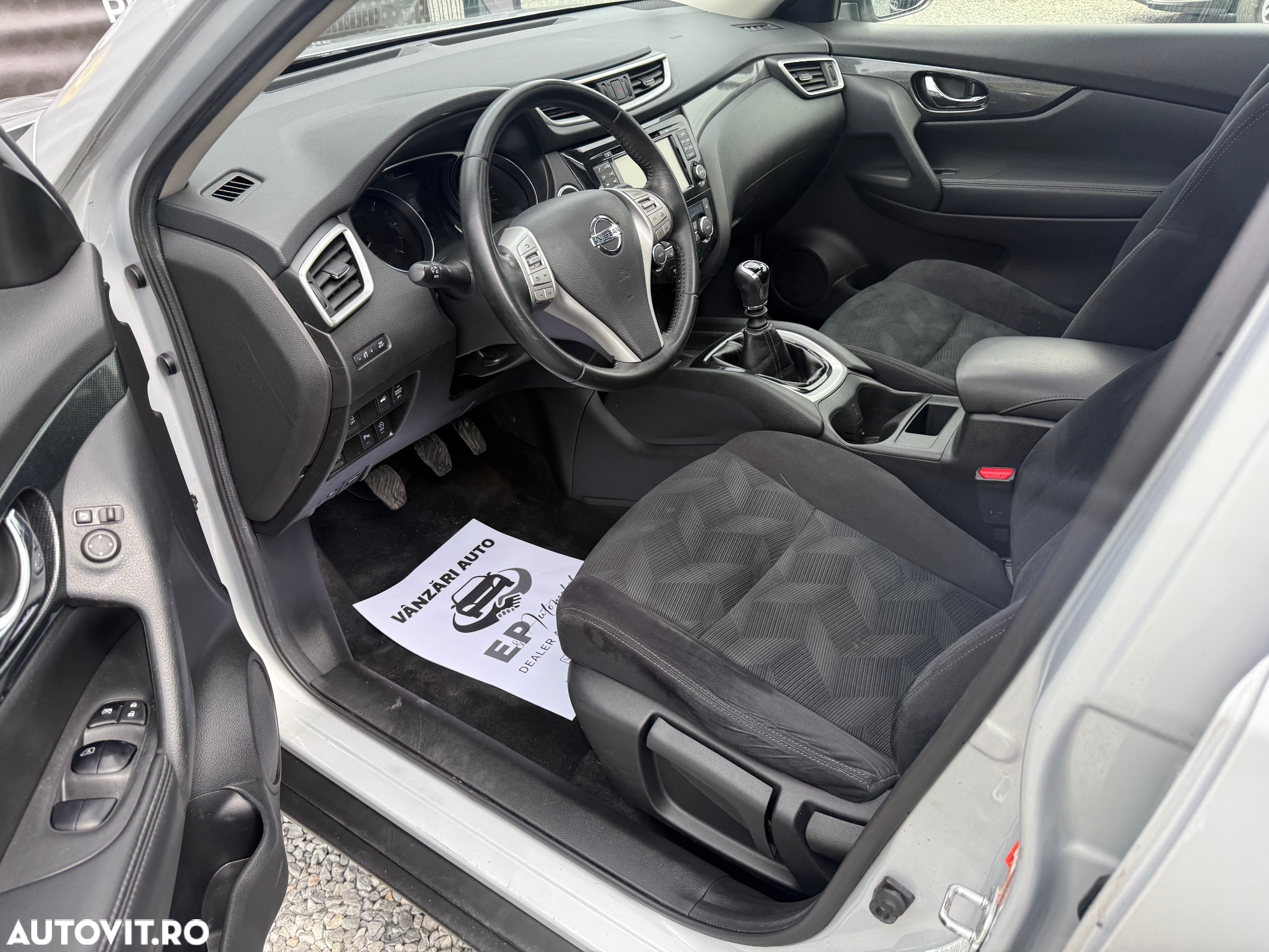 Nissan X-Trail 1.6 dCi Acenta - 17
