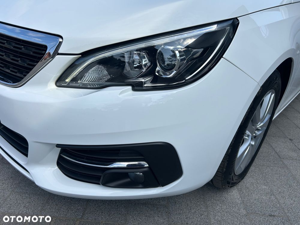 Peugeot 308 BlueHDi 130 Stop & Start Style - 22