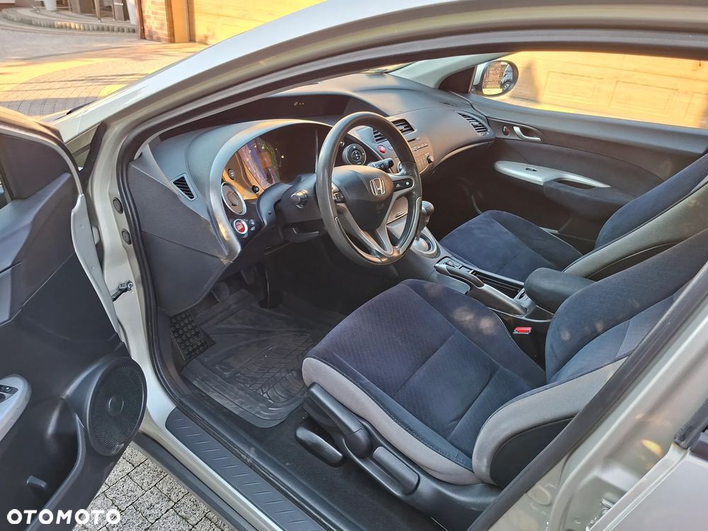 Honda Civic - 25