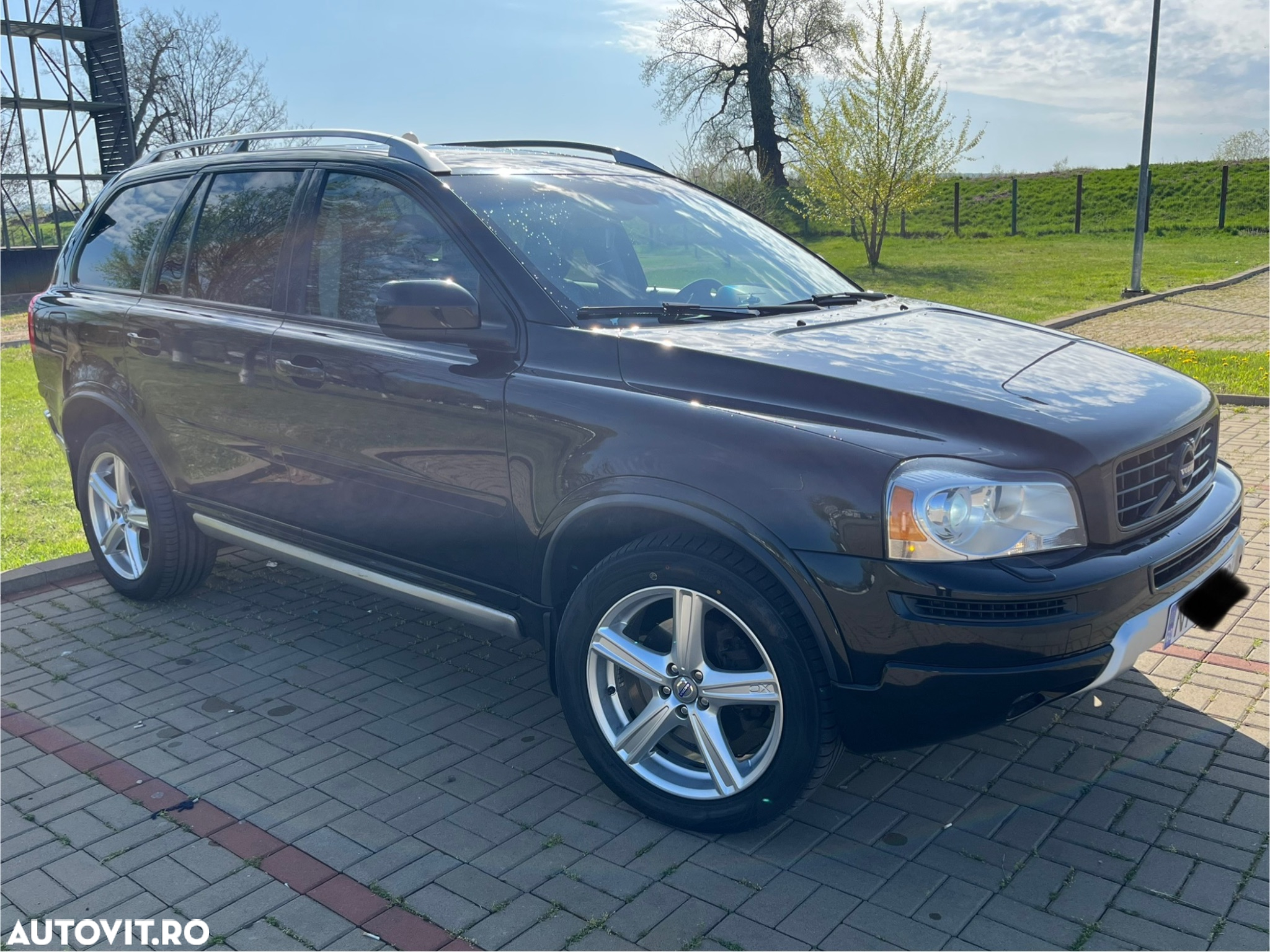 Volvo XC 90 D5 AWD Geartonic RDesign - 3