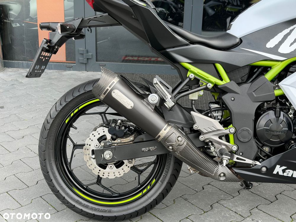 Kawasaki Ninja - 6