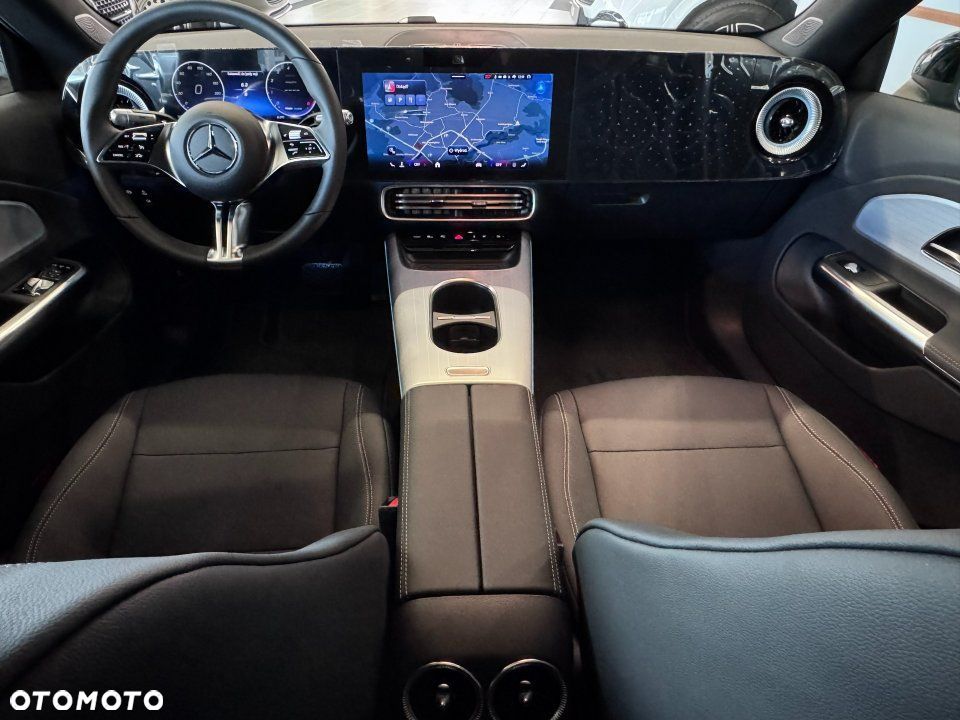 Mercedes-Benz CLA - 7