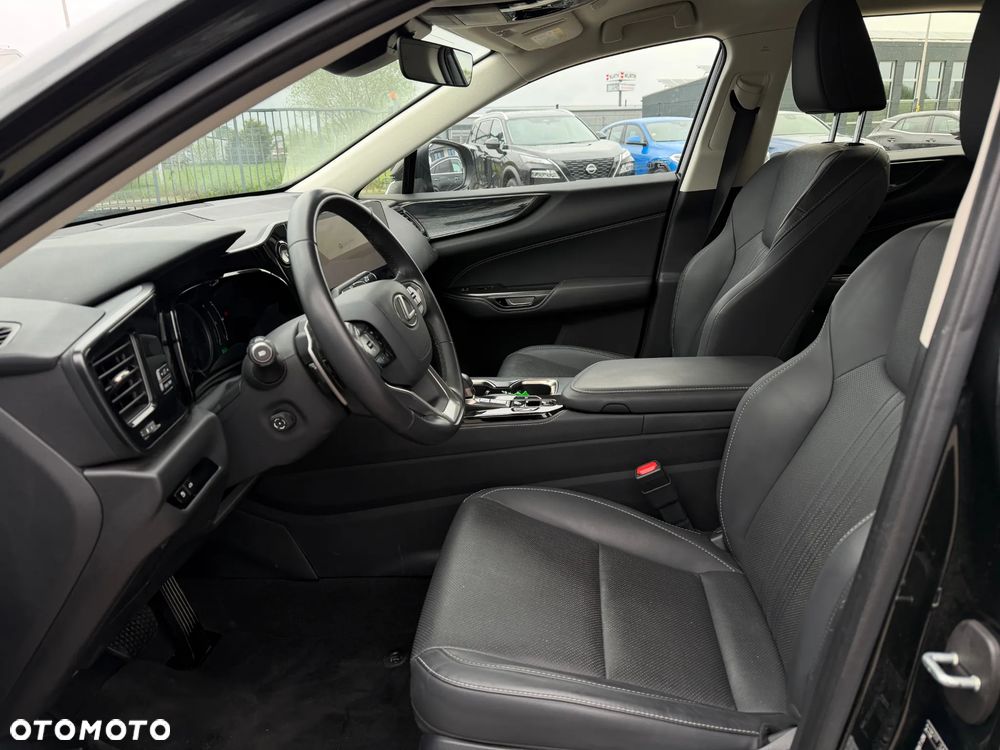 Lexus NX - 7