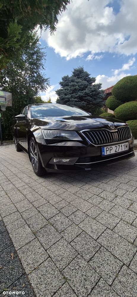 Skoda Superb 2.0 TDI L&K DSG - 6