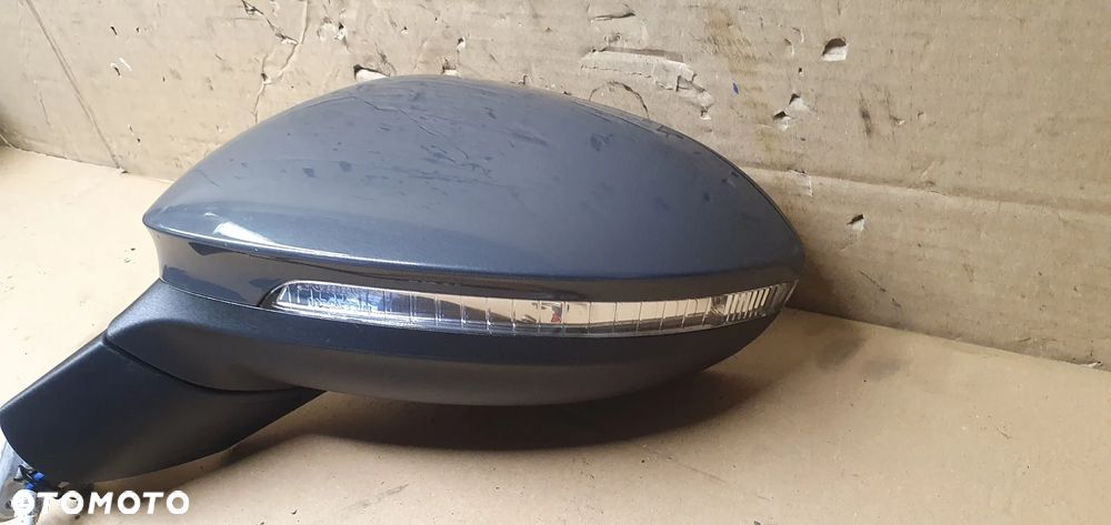 Lusterko lewe 13+3 PIN 16 PIN Europa LC7Q VW Golf VIII 8 - 3