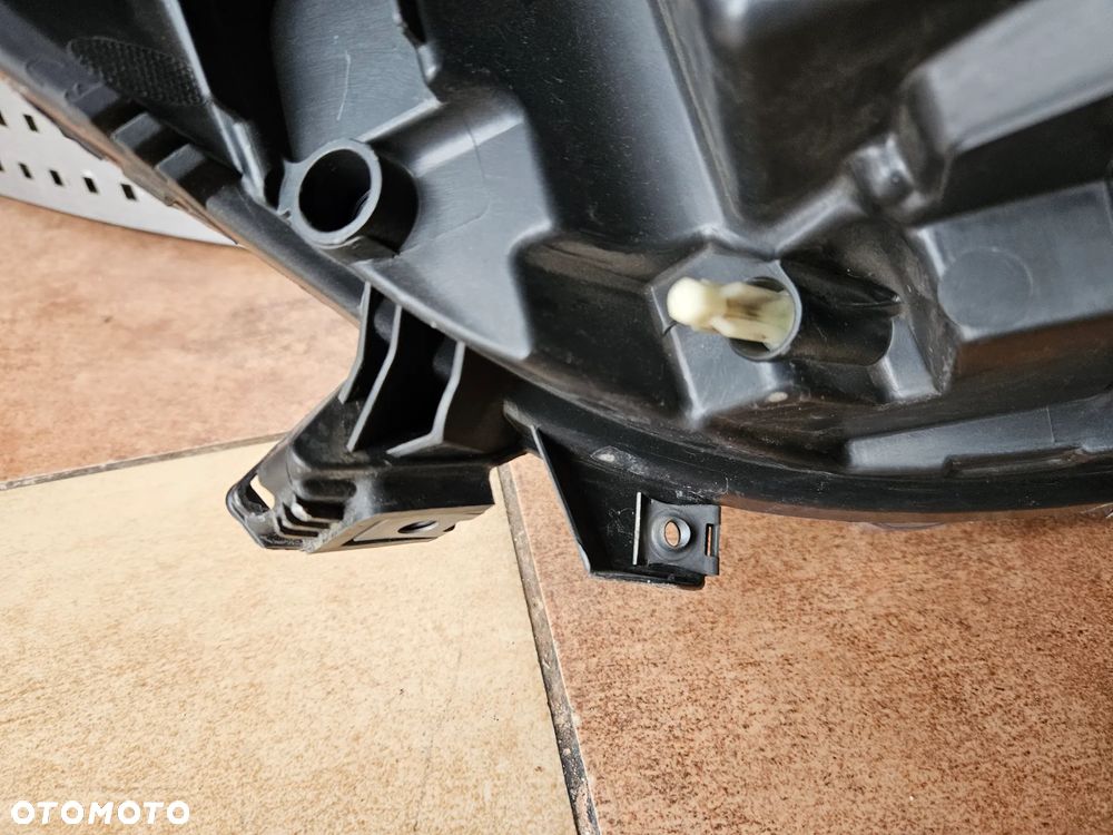 LAMPA REFLEKTOR PRZÓD PRZEDNIA LEWA XSENON RENAULT SCENIC III LIFT 2017 ROK ORYGINAŁ 260603590R SUPER STAN - 9