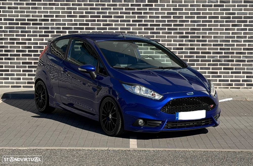 Ford Fiesta 1.6 T ST - 2