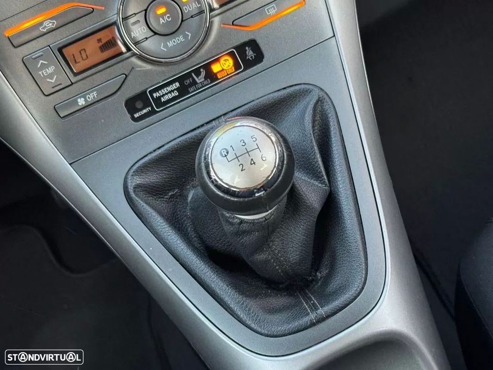 Toyota Auris 1.4 VVT-i AC - 20