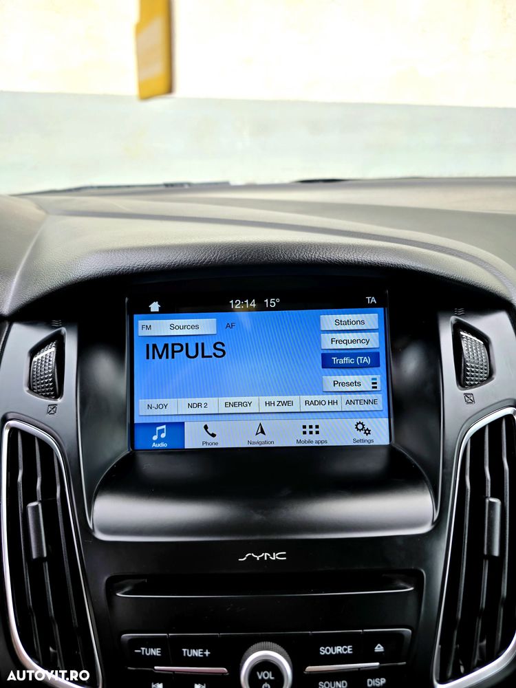 Ford Focus - 24