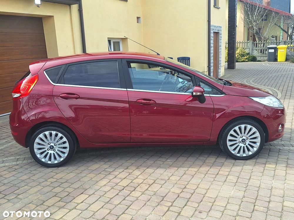 Ford Fiesta 1.25 Celebration - 6