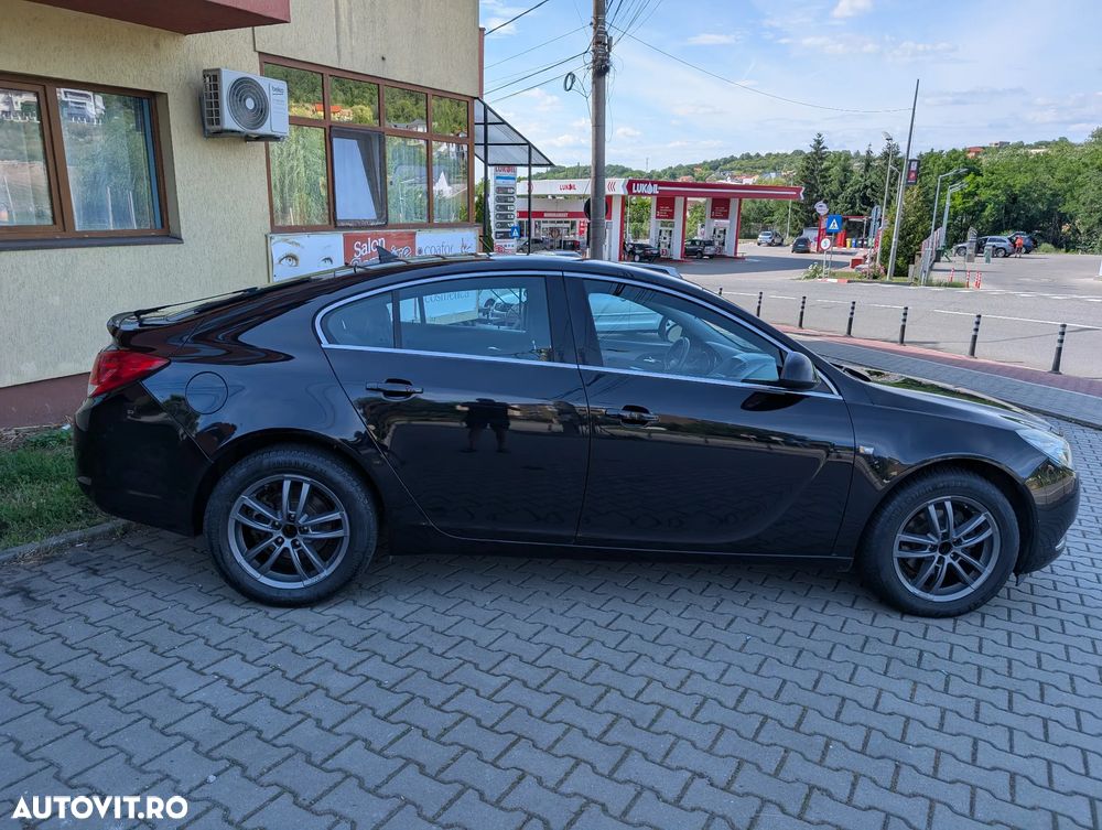 Opel Insignia 1.8 Edition - 1