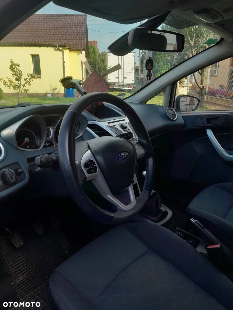 Ford Fiesta - 3