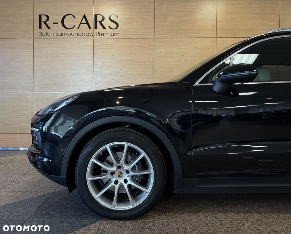 Porsche Cayenne Standard - 6