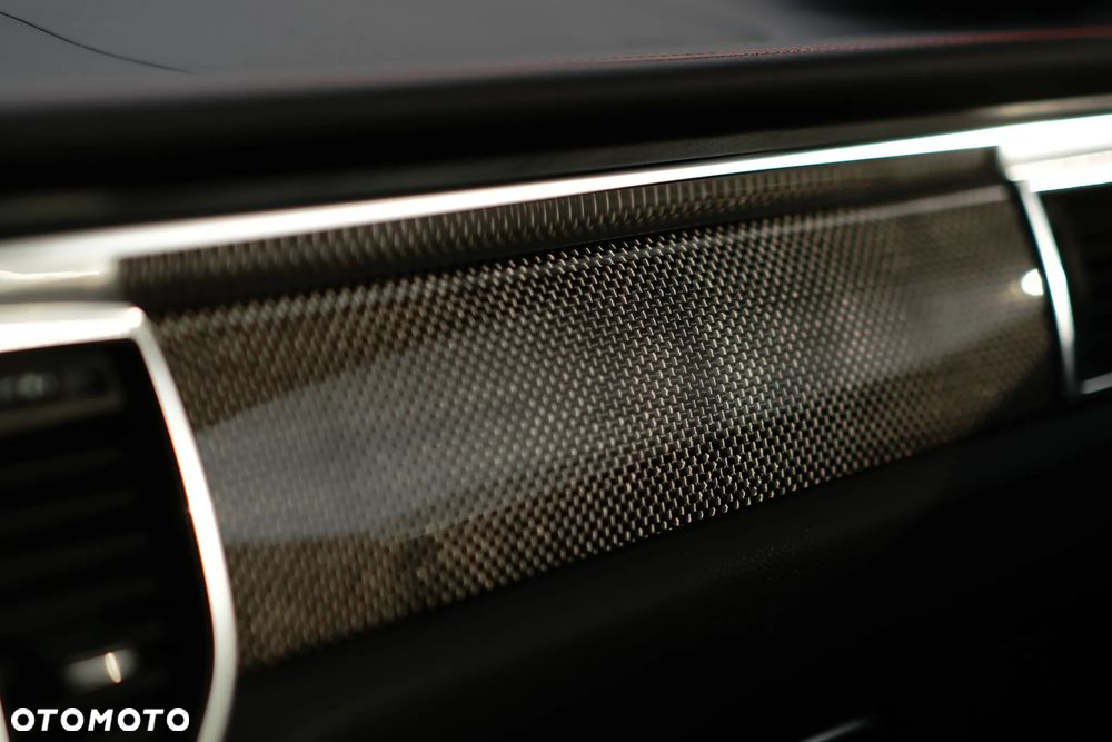 Porsche Macan - 19