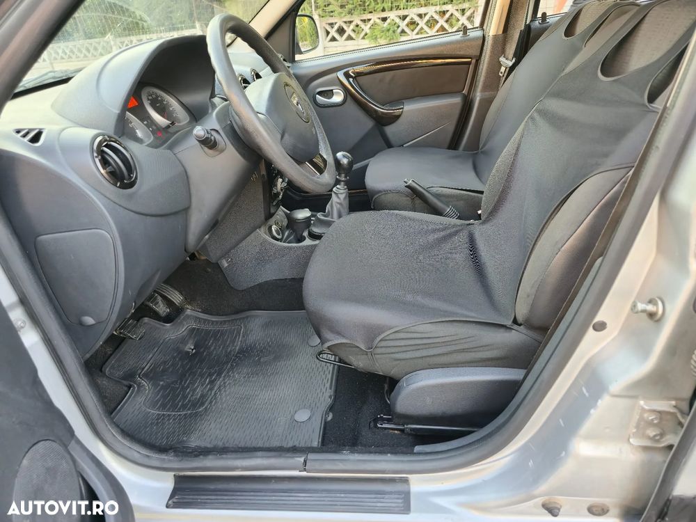 Dacia Duster SCe 115 4x4 Prestige - 6