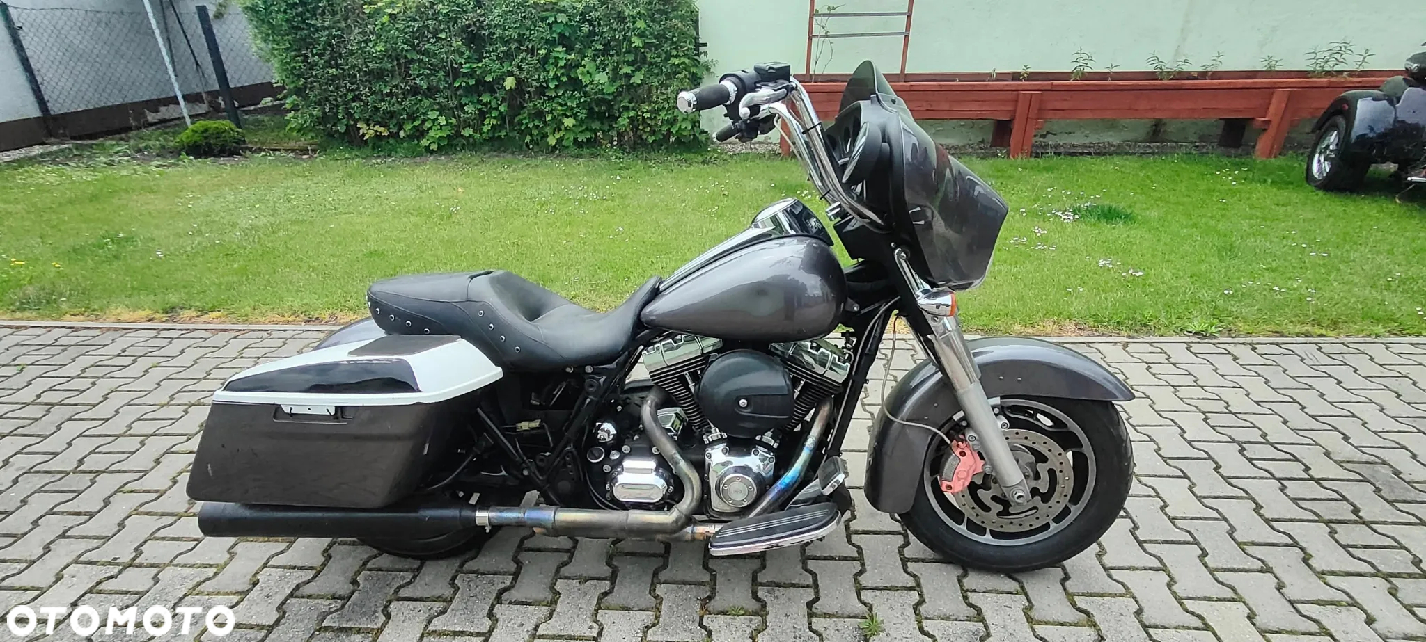 Harley-Davidson Touring Street Glide - 17