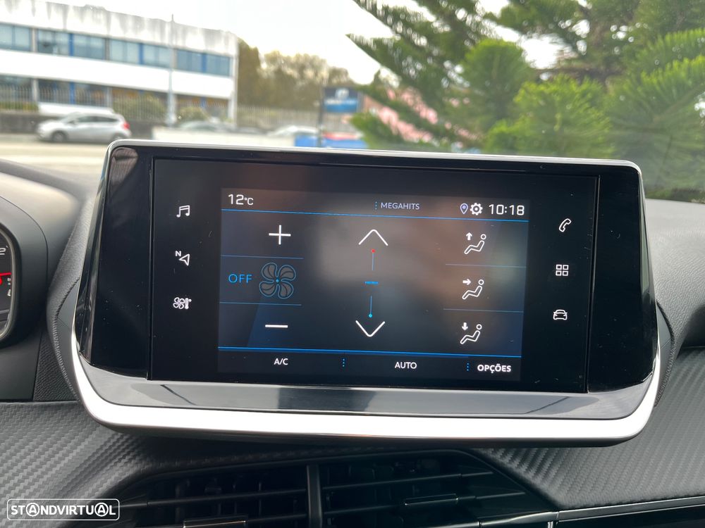 Peugeot 2008 1.5 BlueHDi Active Pack - 36