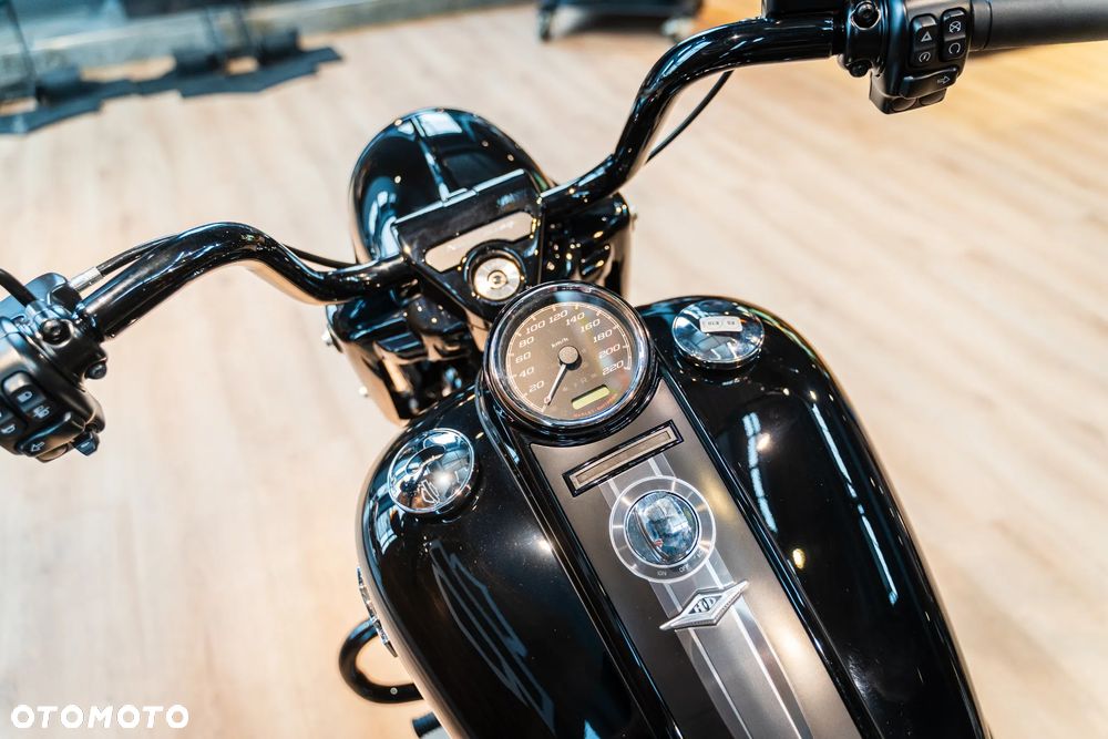 Harley-Davidson Touring Road King - 7