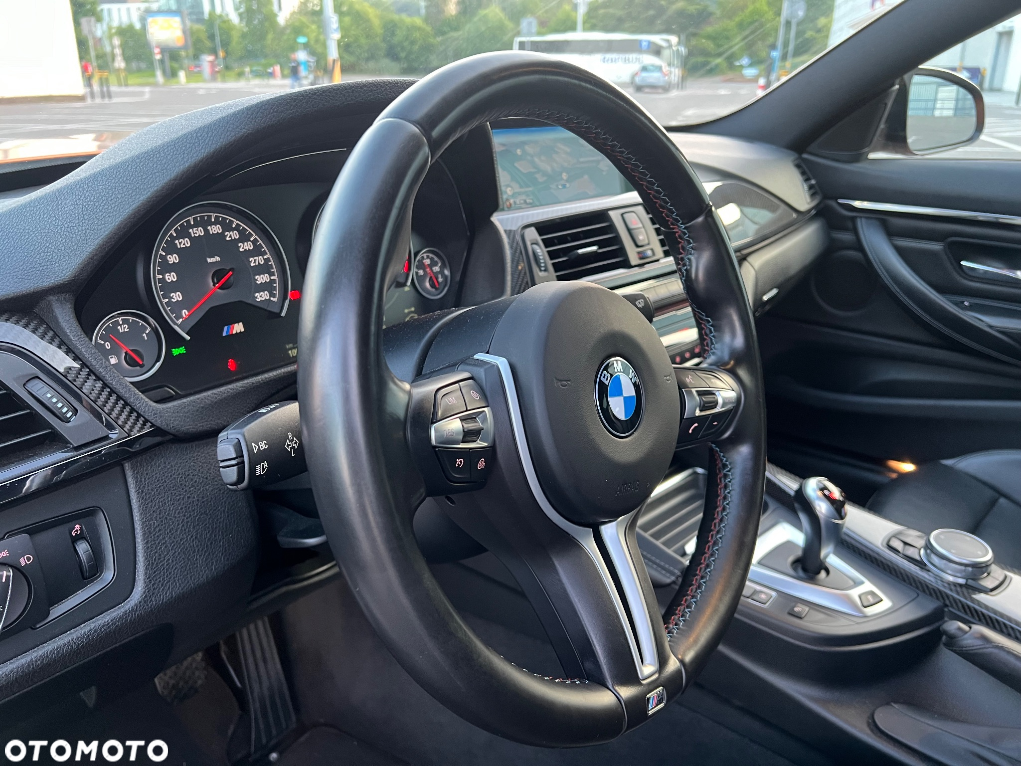 BMW M4 Coupe DKG - 16
