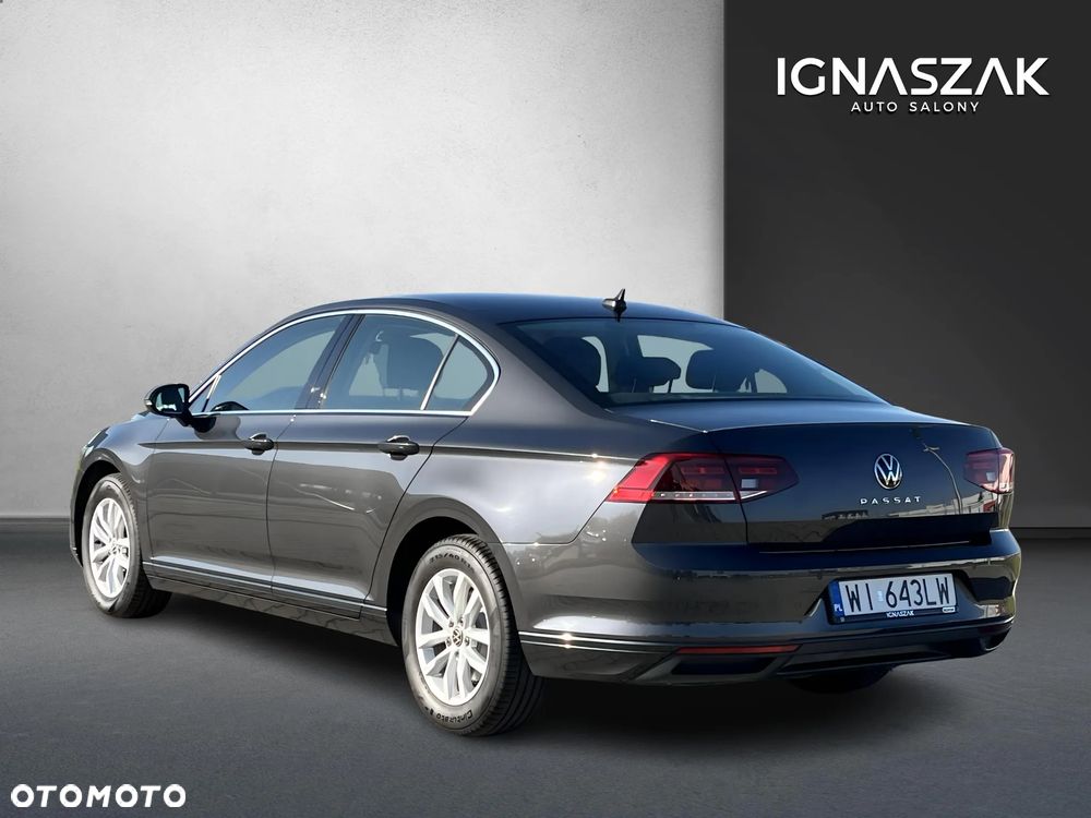 Volkswagen Passat - 3