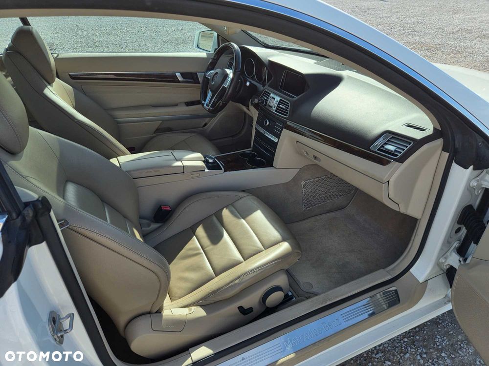 Mercedes-Benz E 400 Coupé 2016 photo 5