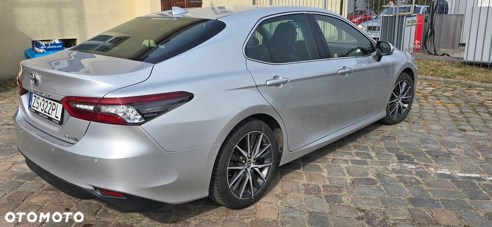 Toyota Camry 2.5 Hybrid Executive CVT - 6