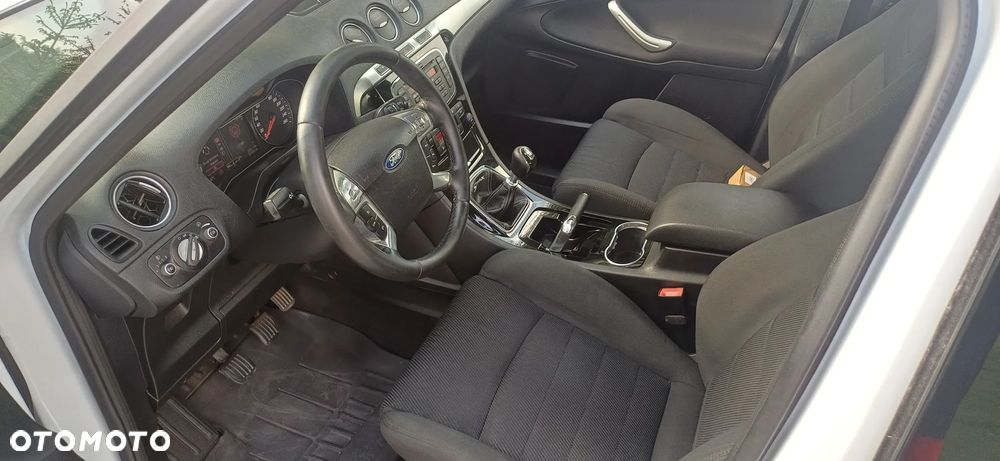 Ford S-Max 2.0 TDCi DPF Titanium - 8