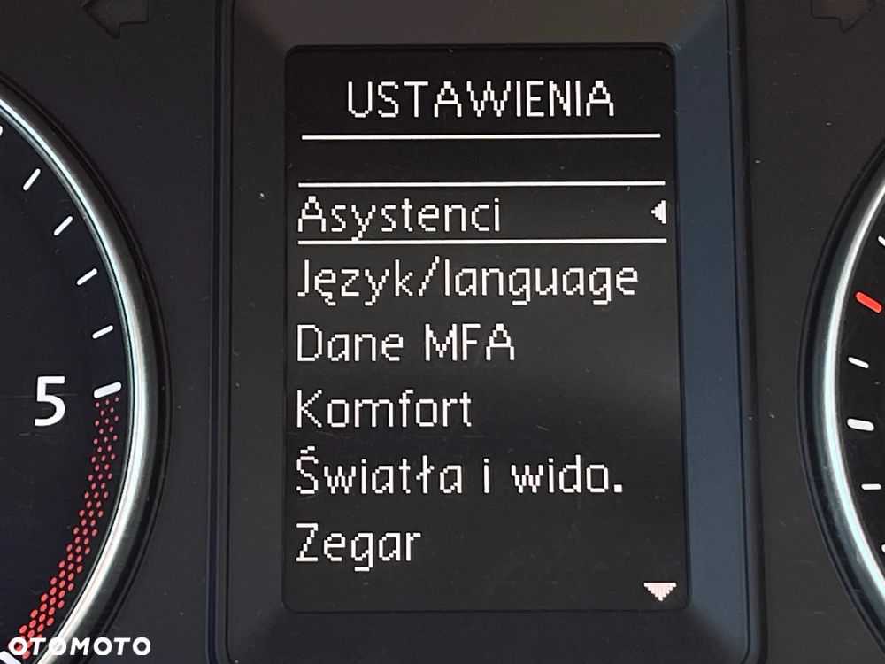 Volkswagen Caddy Maxi - 23