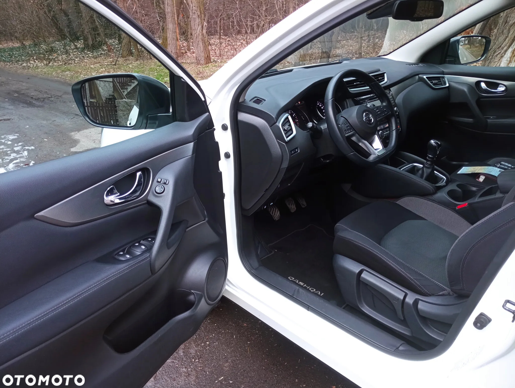 Nissan Qashqai 1.3 DIG-T N-Connecta - 9