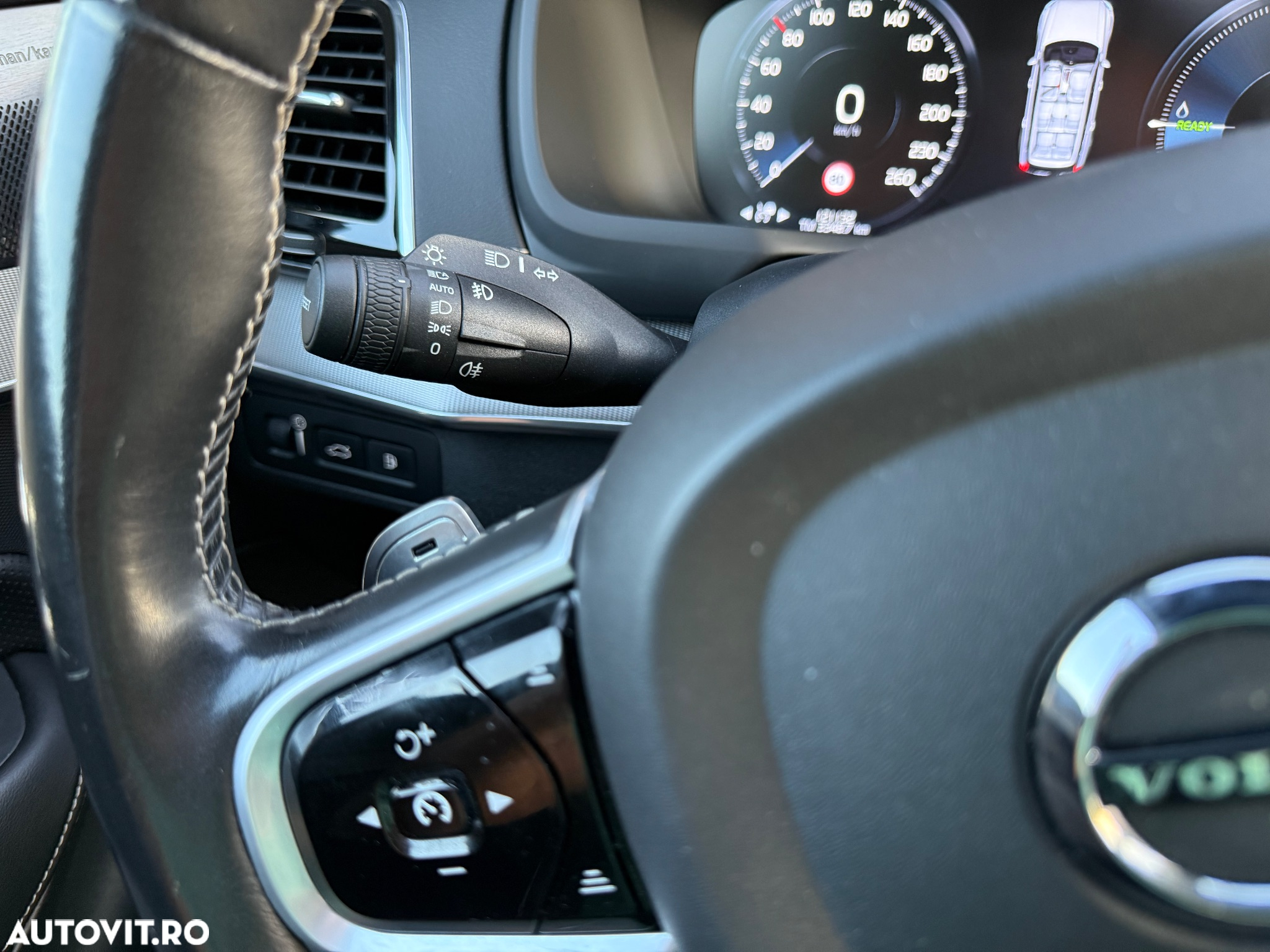 Volvo XC 90 T8 AWD Recharge Geartronic RDesign - 26