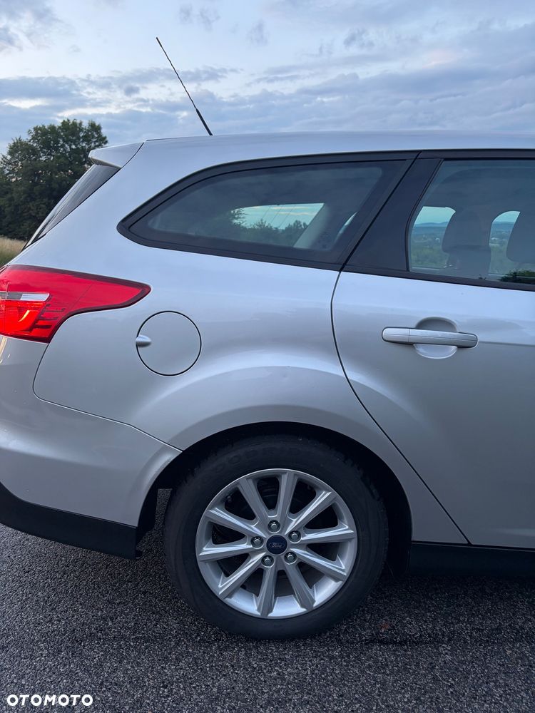 Ford Focus 1.5 TDCi Trend Sport ASS - 16