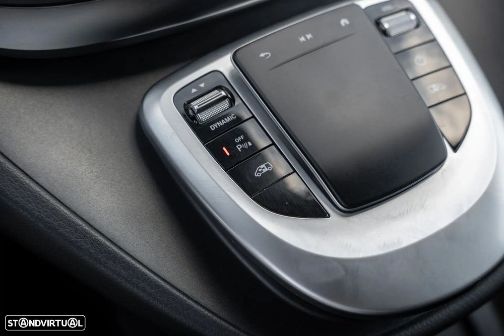 Mercedes-Benz EQV 300 - 17