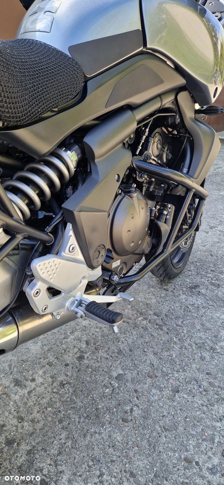 Kawasaki Versys 650 - 12
