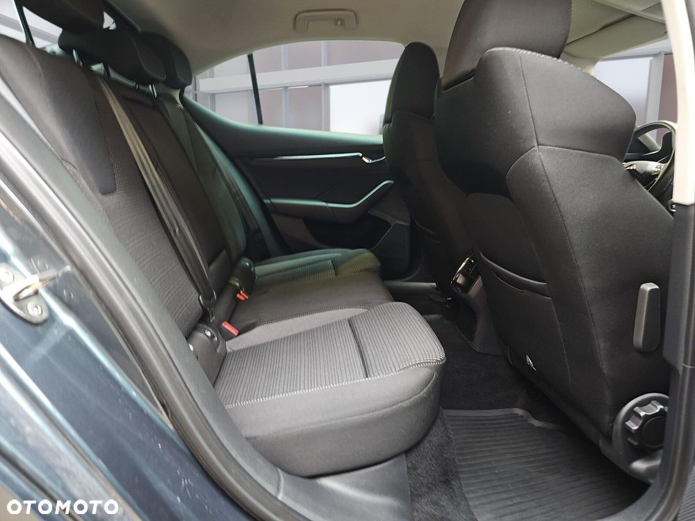 Skoda Octavia 2.0 TDI Ambition DSG - 12