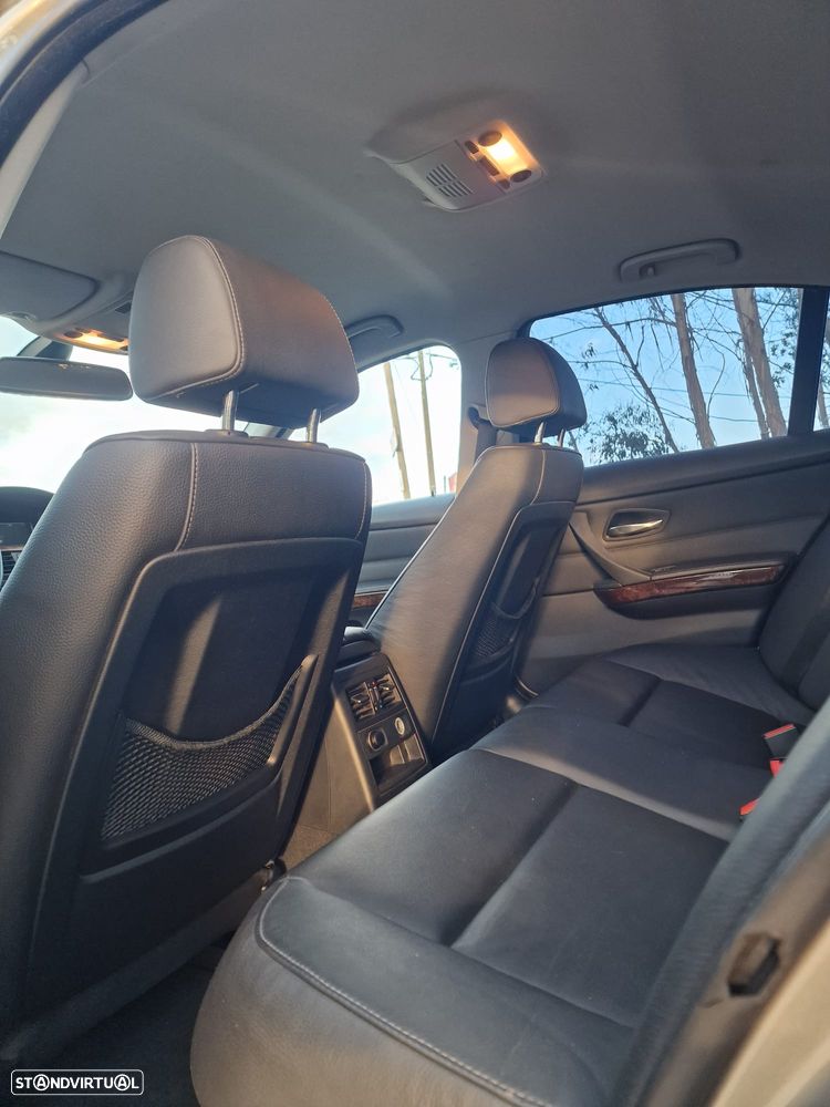 BMW 318 i Edition Exclusive - 13