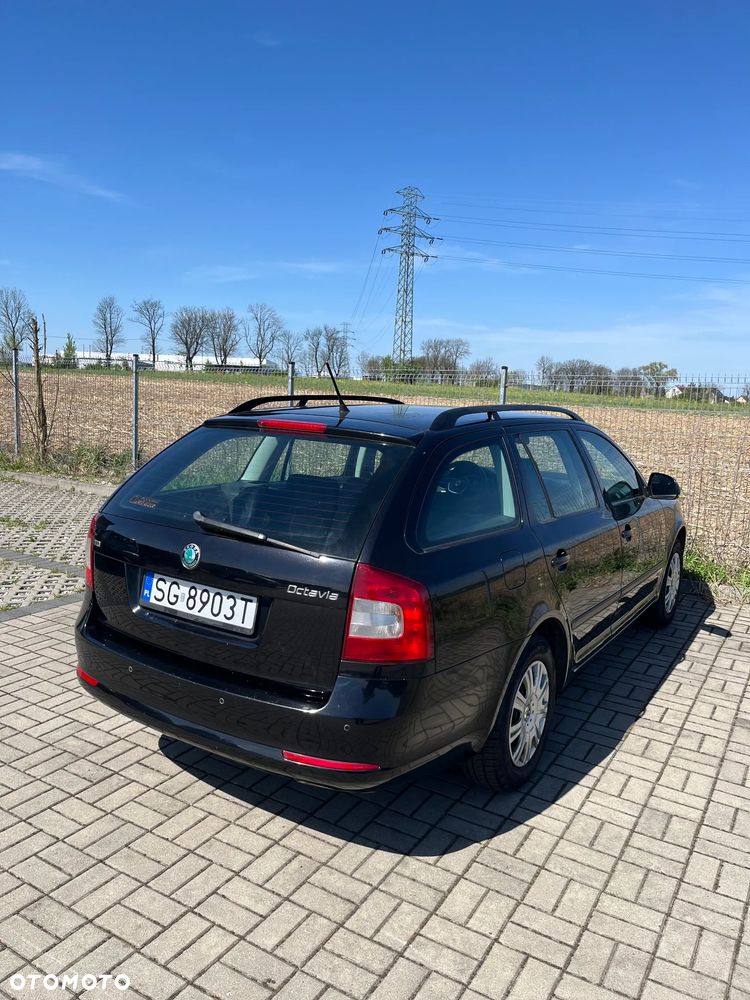 Skoda Octavia 1.6 TDI Ambiente - 6