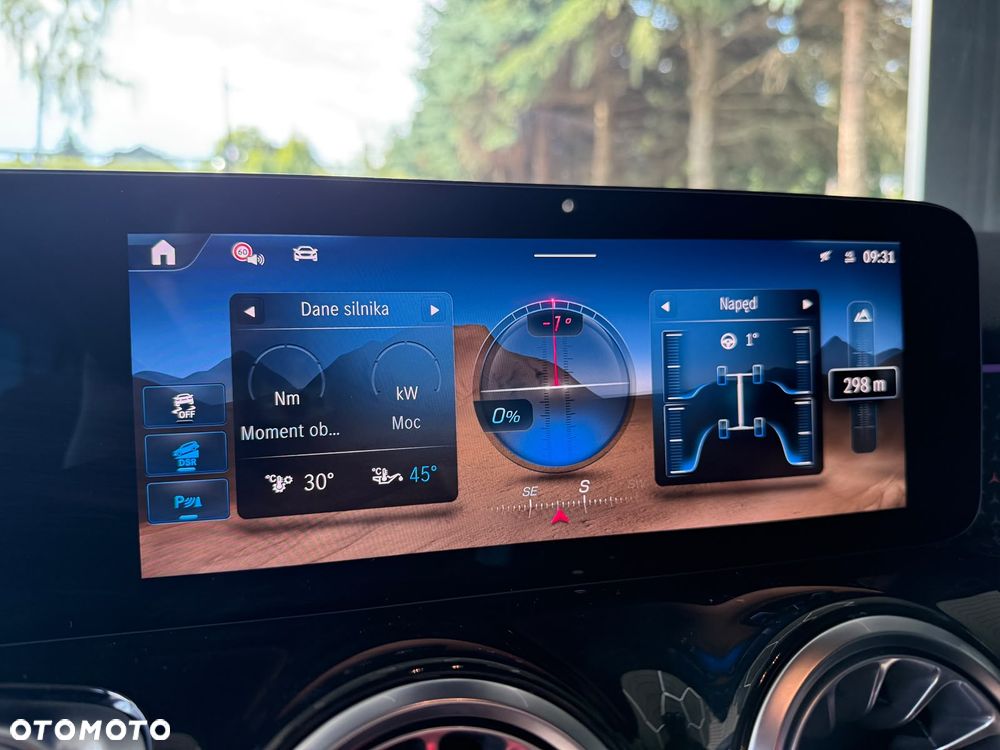 Mercedes-Benz GLB 200 d 4-Matic AMG Line 8G-DCT - 21