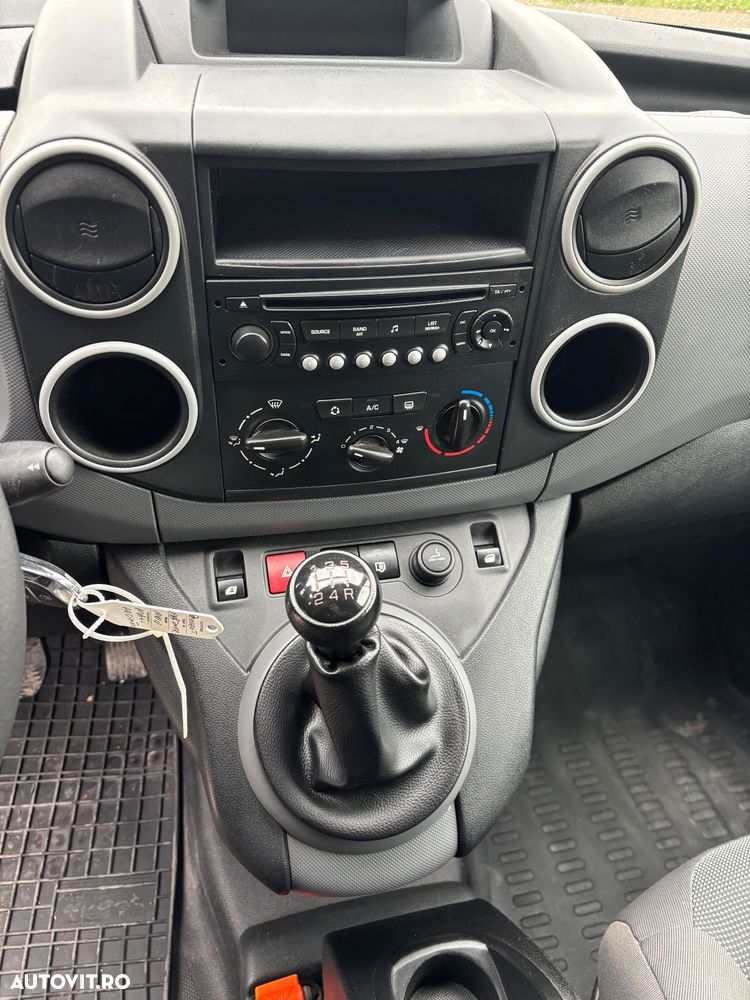 Peugeot Partner - 13