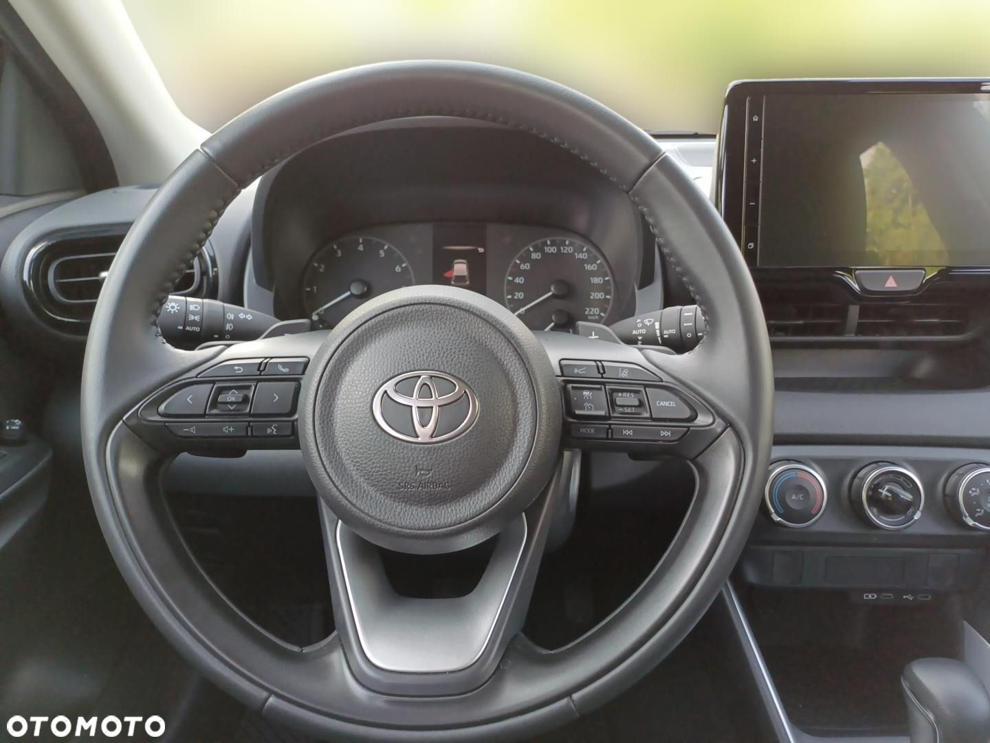 Toyota Yaris 1.5 Comfort CVT - 16