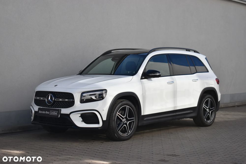 Mercedes-Benz GLB - 1